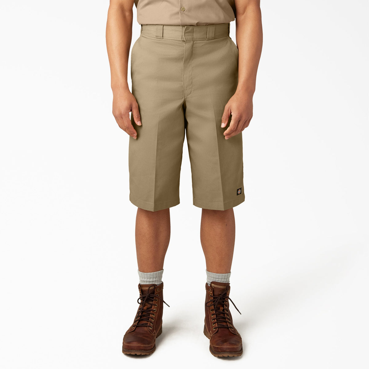 Loose Fit Multi-Use Pocket Work Shorts, 15"
